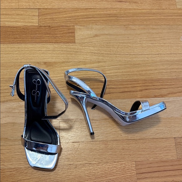 Jessica Simpson Silver Strappy Heels - Picture 2 of 3